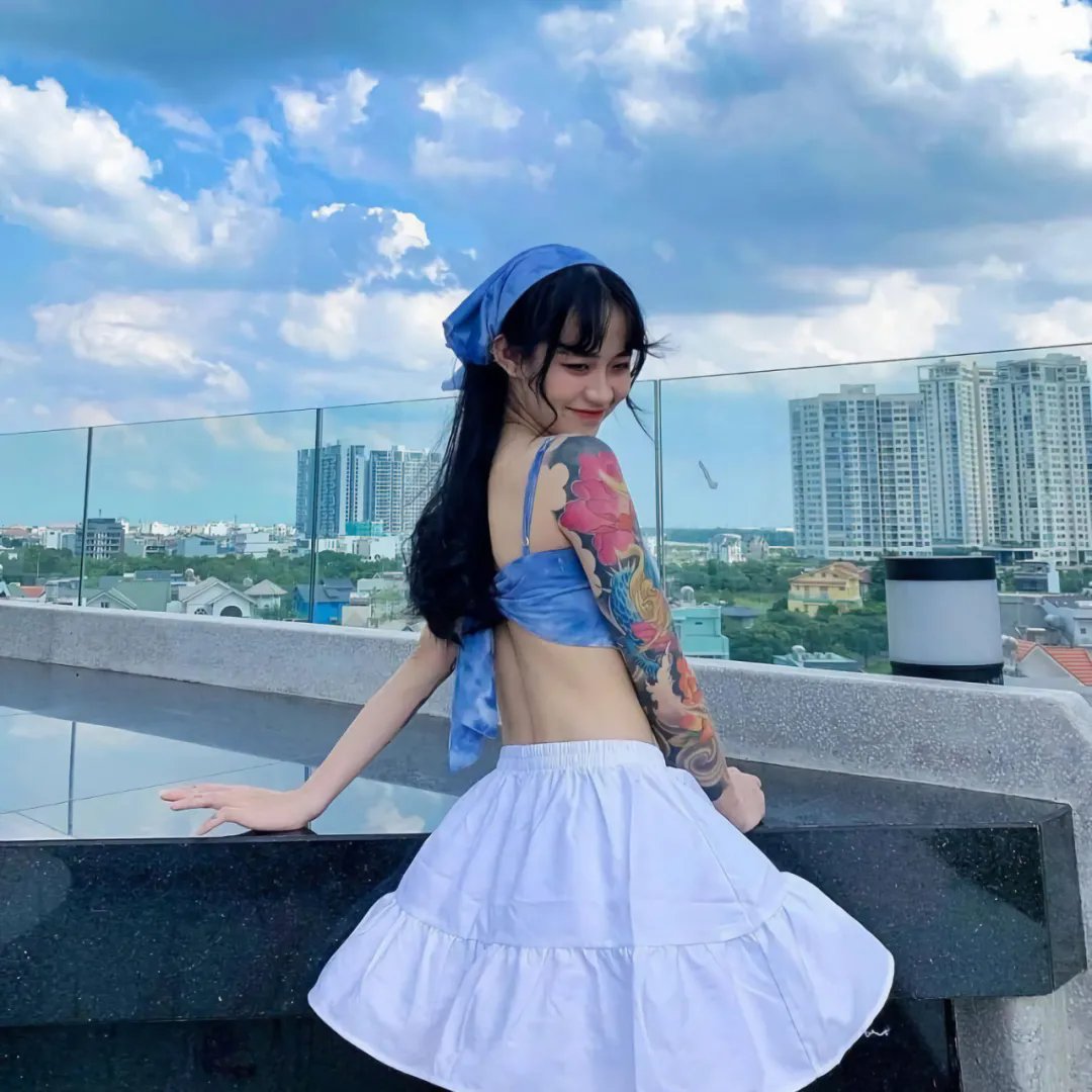 马勒冈的超级男孩